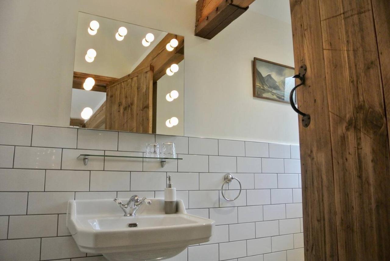 Nest Holiday Hideaway Wren Cottage Stunning Area! 彻奇斯特雷顿 外观 照片