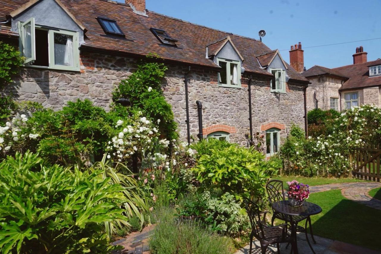 Nest Holiday Hideaway Wren Cottage Stunning Area! 彻奇斯特雷顿 外观 照片