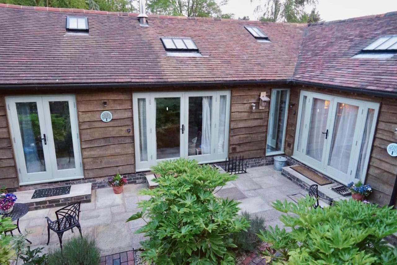 Nest Holiday Hideaway Wren Cottage Stunning Area! 彻奇斯特雷顿 外观 照片